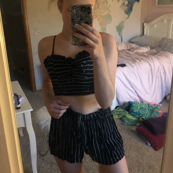 SOLD ON INSTA - Picture 5 of 6